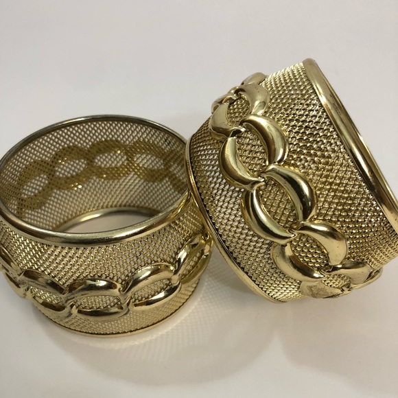 Gold Large Bangles - Picture 3 of 3